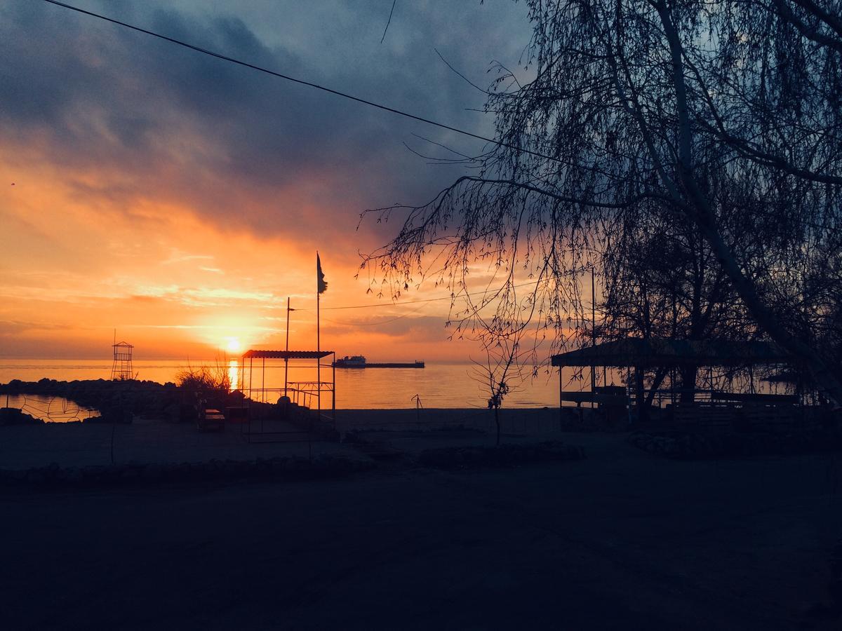 Maiami Hotel Nyikopol Kültér fotó