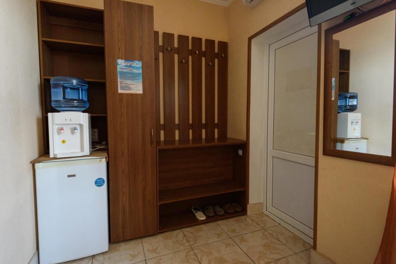 Maiami Hotel Nyikopol Kültér fotó