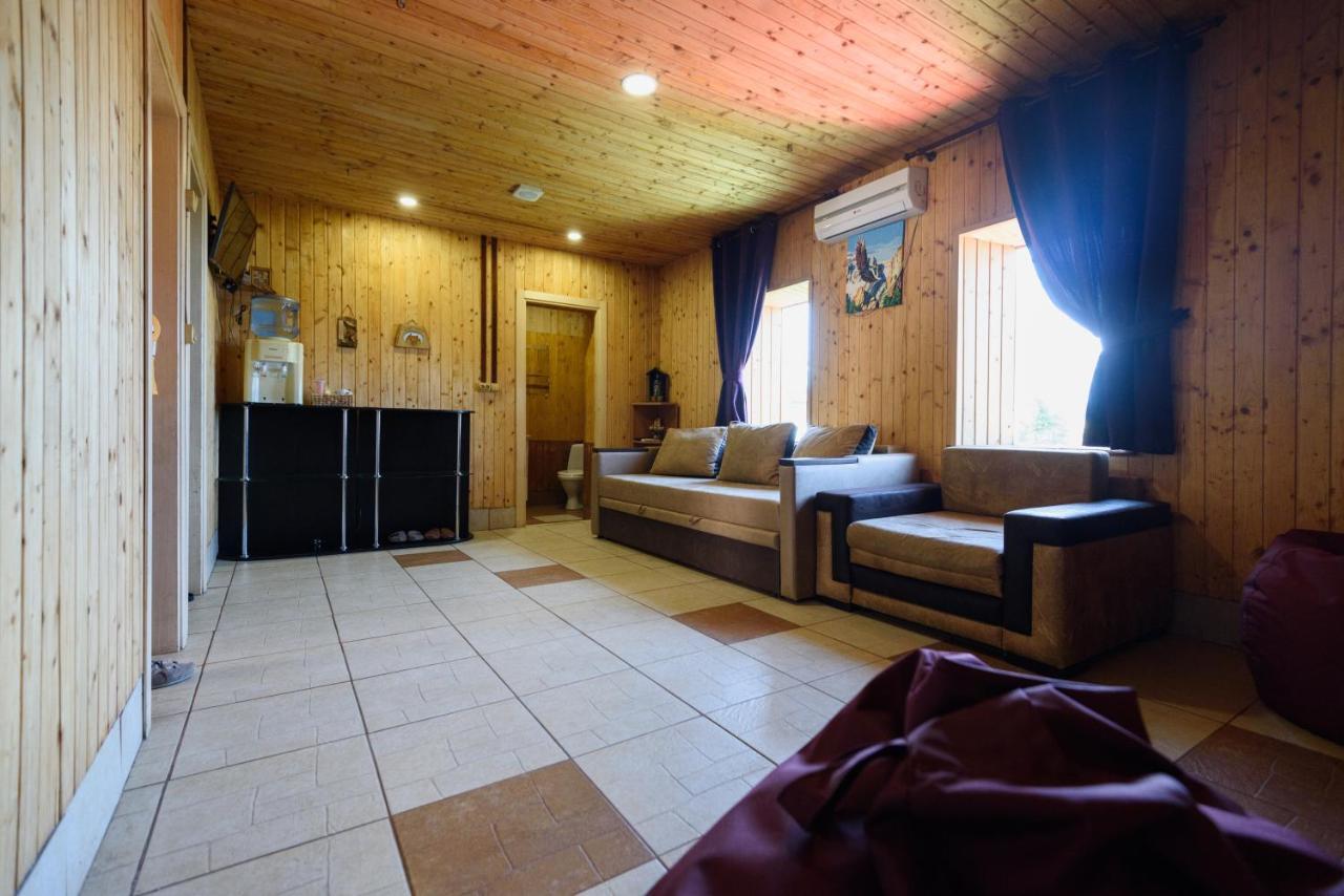 Maiami Hotel Nyikopol Kültér fotó