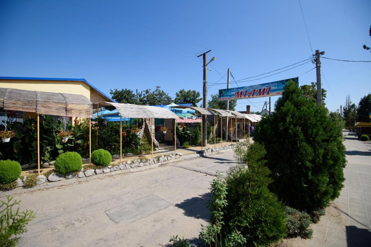 Maiami Hotel Nyikopol Kültér fotó